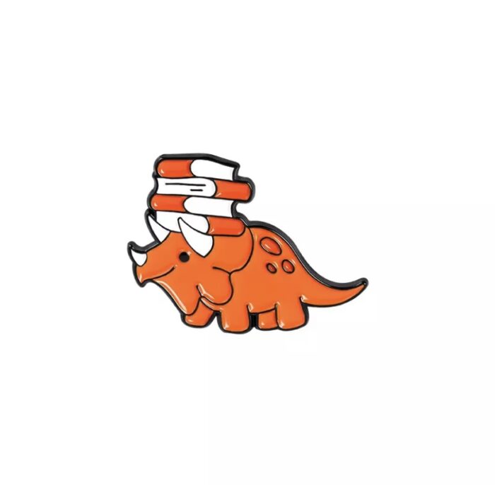 pin-dinosaurio-triceratops-naranja